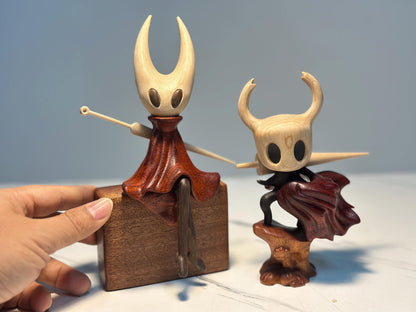 Hollow Knight Inspired Walnut Wood Sculpture • Magnetic Detachable Figurine • Wood Carving Gift